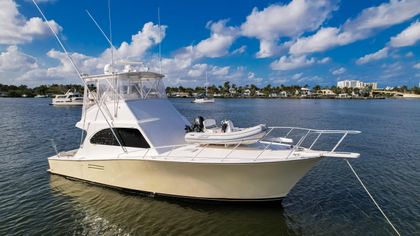 42' Post 2008 Yacht For Sale